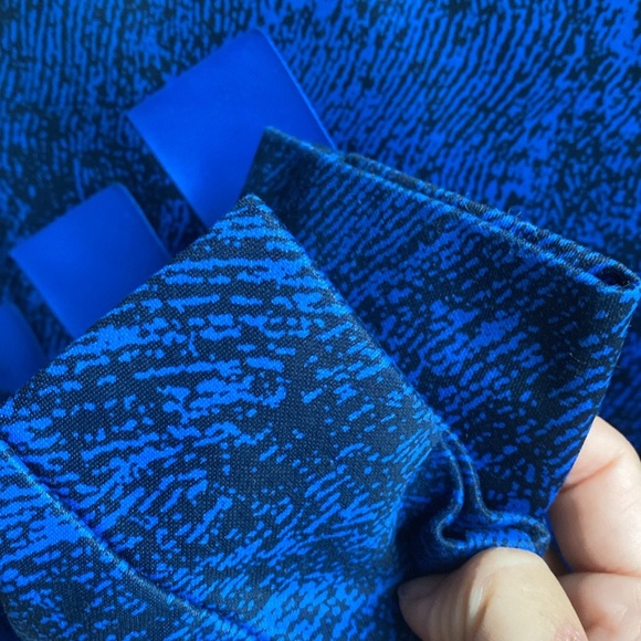 Adidas Hoody Blue Patterned - Picture 6 of 6